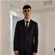 Profesor de matemáticas licenciándose en un grado de Administración y Dirección de Empresas